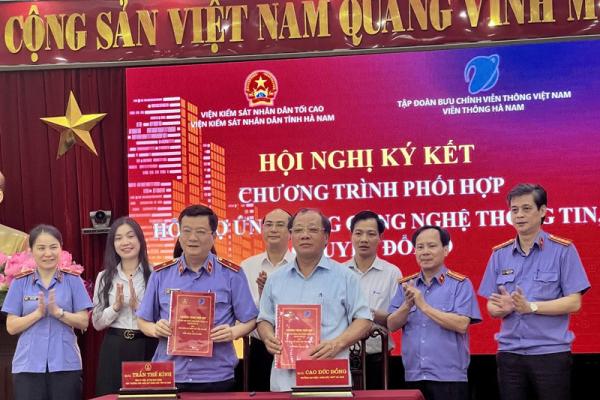 Hội nghị ký kết Chương trình phối hợp hỗ trợ ứng dụng công nghệ thông tin, chuyển đổi số giữa Viện kiểm sát nhân dân tỉnh Hà Nam và Viễn thông Hà Nam