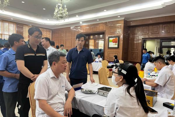VNPT Hà Nam tổ chức khám sức khỏe định kỳ  cho cán bộ công nhân viên năm 2025